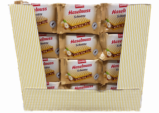 Haselnuss Schnitte